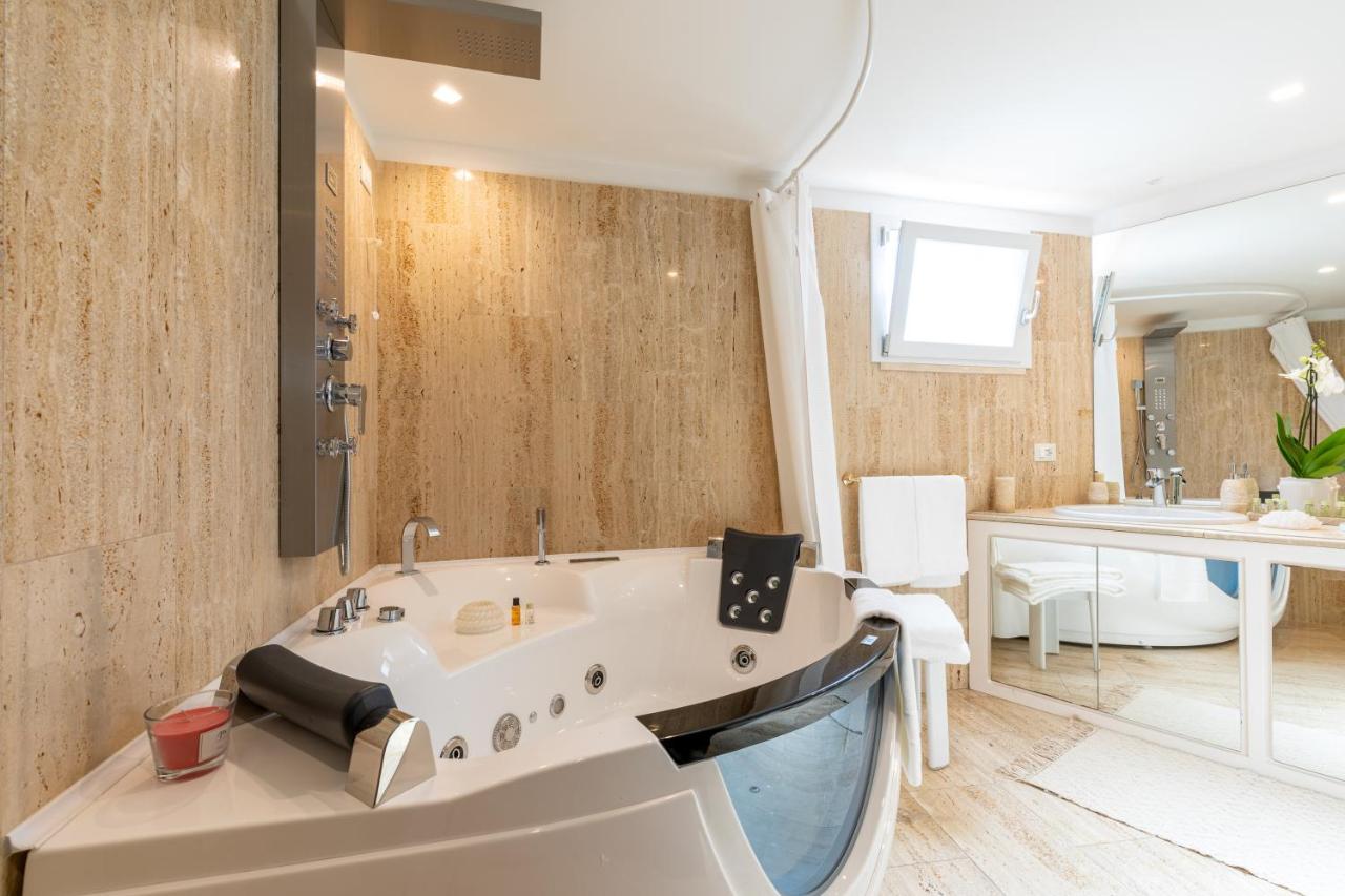 Atticus Forum Romanum Luxury Penthouse Apartment Bagian luar foto