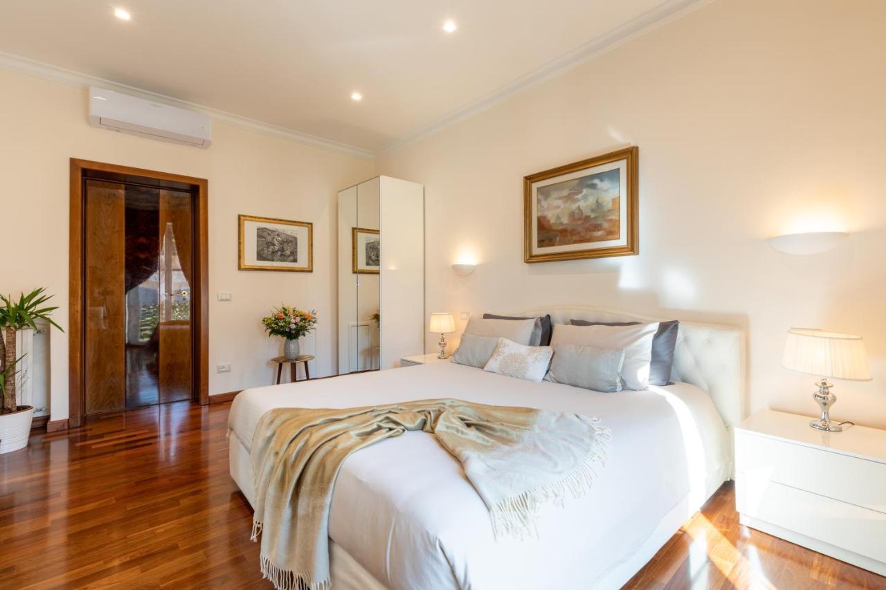 Atticus Forum Romanum Luxury Penthouse Apartment Bagian luar foto